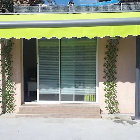 Pavillon T2 Proche Ville Dans Petite Residence Cuttoli-Corticchiato Exterior photo